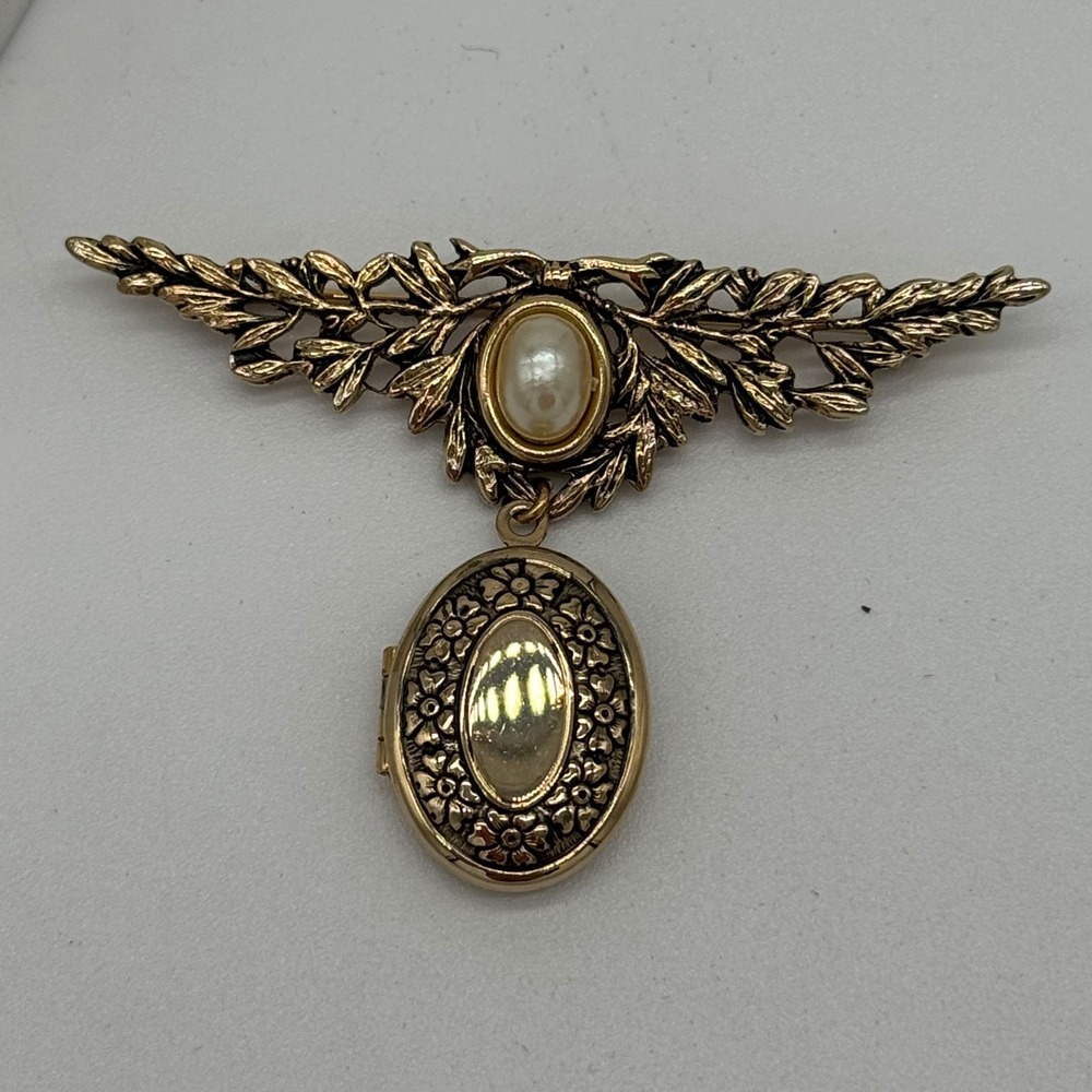 Vintage 1928 Jewelry Co Gold Pearl Bar Brooch Dangle Photo Locket Pin 2.5"